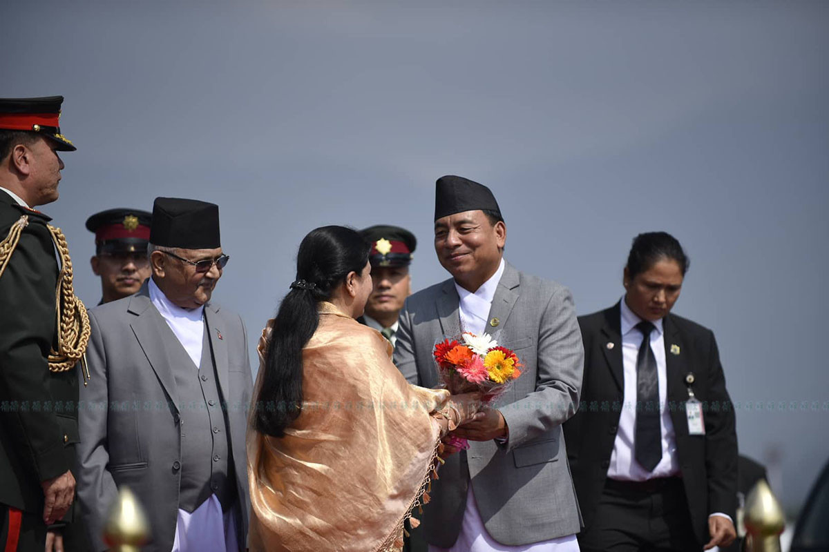 https://www.setopati.com/uploads/shares/2019/01/sujita/rastrapati (1).jpg